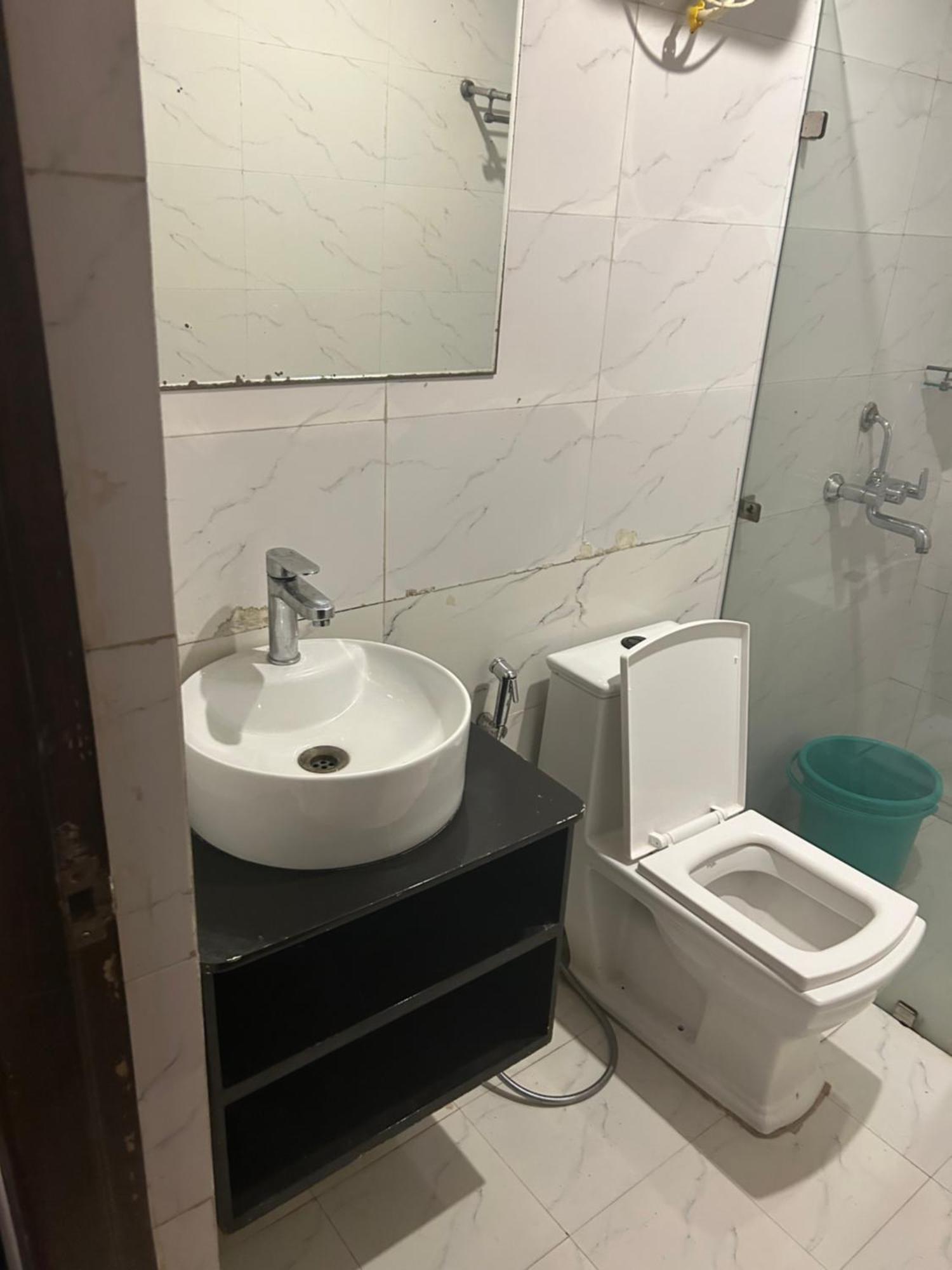 Anandan Citrine Hotel Vrindāvan Buitenkant foto
